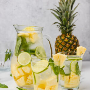 Infused Water (Pineapple & Mint)